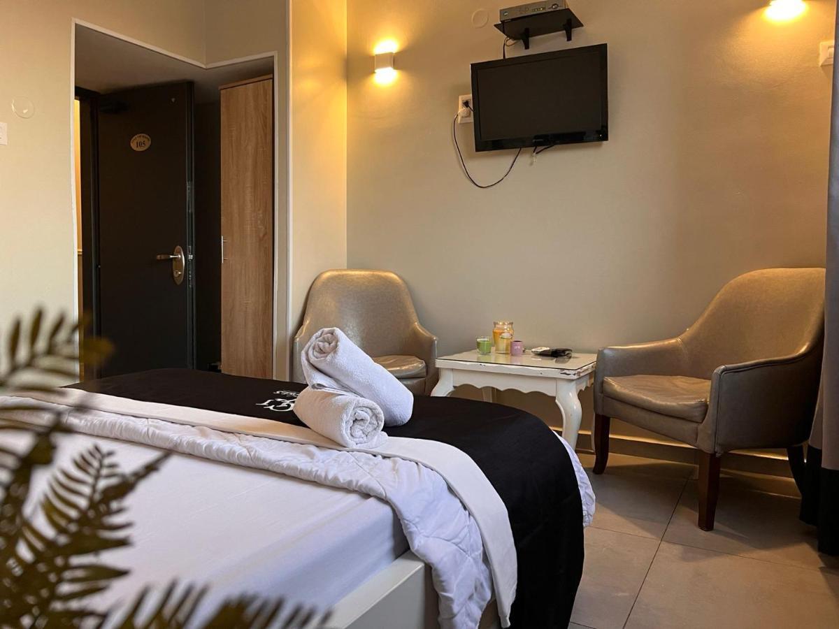 Motel Hofim Bat Yam Exterior foto