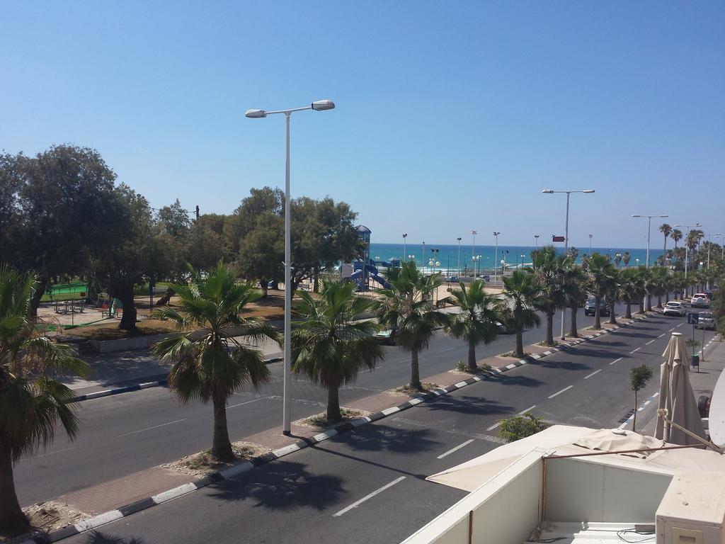 Motel Hofim Bat Yam Exterior foto