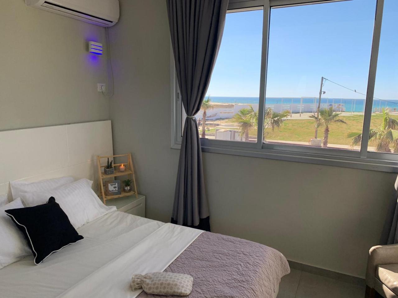 Motel Hofim Bat Yam Exterior foto